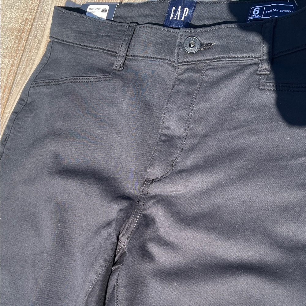 GAP Black Straight-Leg Pants - Picture 3 of 9